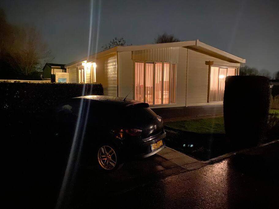 Luxe Chalet In Prachtig Natuurgebied Lith Eksteriør bilde